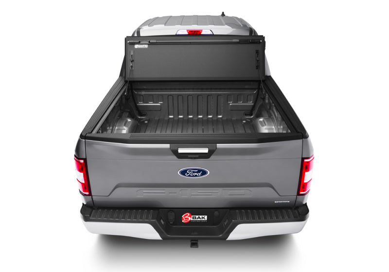 BAK 16-21 Nissan Navara NP300 Double Cab 1578mm (European Spec) BAKFlip MX4 Matte Finish
