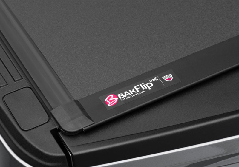 BAK 16-21 Nissan Navara NP300 Double Cab 1578mm (European Spec) BAKFlip MX4 Matte Finish
