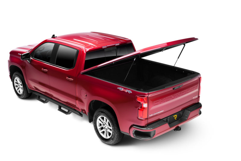 UnderCover 19-20 Chevy Silverado 1500 5.8ft Lux Bed Cover - Olympic White